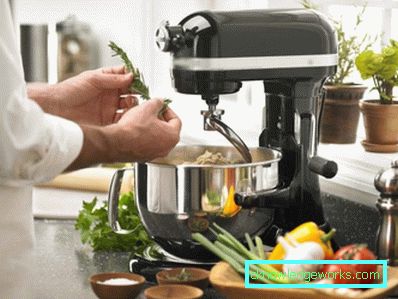 Frullatore stazionario: quale è meglio scegliere Frullatore stazionario: quale è meglio scegliere