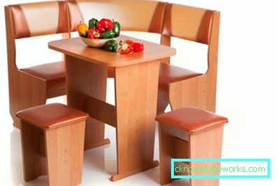 Sedie per una piccola cucina Sedie per una piccola cucina