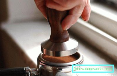 Tipi di macchine per il caffè rozhkovy Tipi di macchine per il caffè rozhkovy