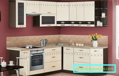 Angolo cucina per una piccola cucina economica