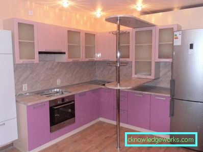Angolo cucina con bar per la colazione Angolo cucina con bar per la colazione