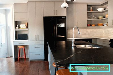 Pensile ad angolo per la cucina Pensile ad angolo per la cucina