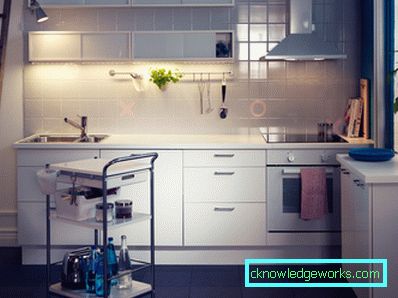 Pensile ad angolo per la cucina Pensile ad angolo per la cucina