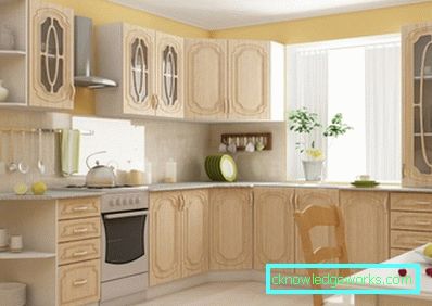 Pensile ad angolo per la cucina Pensile ad angolo per la cucina