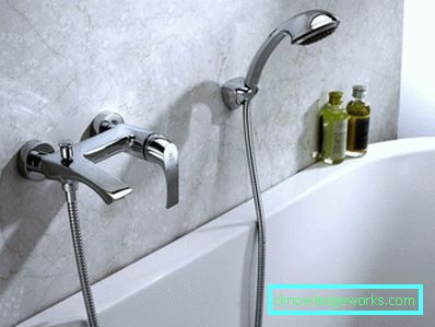 Quale dovrebbe essere l'altezza del rubinetto sopra il bagno? Quale dovrebbe essere l'altezza del rubinetto sopra il bagno?